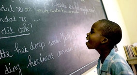 Quốc gia nói hơn 10 thứ tiếng