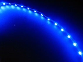 Tài xế có thể tỉnh táo với đèn LED xanh