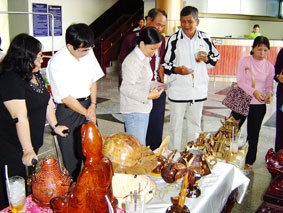 Không chuyên nghiệp, khó đi xa