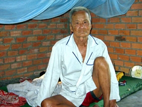 Tấm lòng "ông Sáu từ thiện"