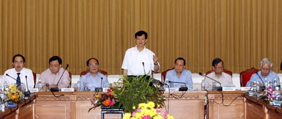 TP Hồ Chí Minh cần nỗ lực kiềm chế lạm phát, duy trì tốc độ tăng trưởng, phát huy vai trò đầu tàu kinh tế của cả nước