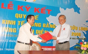 Ký kết quy chế diễn đàn hợp tác kinh tế Đồng bằng sông Cửu Long