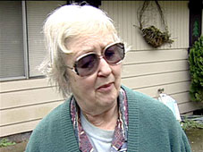 Sống chung với chuột và rắn