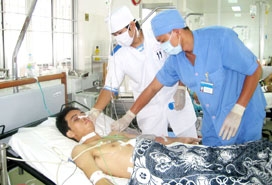 Cứu sống một trường hợp tai nạn lao động hiểm nghèo