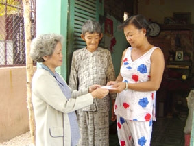 Chung sức vì người nghèo