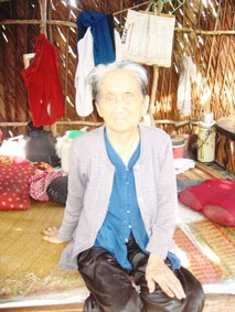 Tuổi già khốn khó!