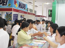 Ký kết 150 hợp đồng mở đại lý tiêu thụ sản phẩm