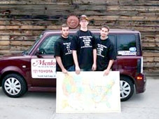 Chạy qua 48 bang trong chưa đầy 5 ngày