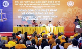 Phật tử Việt Nam làm hết sức mình để khởi động bánh xe hòa bình
