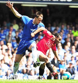 Kinh nghiệm hay sức trẻ sẽ đăng quang ?