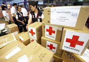 Myanmar đồng ý để tất cả nhân viên cứu trợ vào giúp nạn nhân bão Nargis