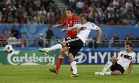 Lộ diện ứng cử viên vô địch