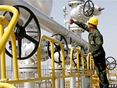 Giá dầu leo lên gần mốc 140 USD/thùng