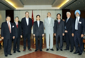 Thủ tướng Nguyễn Tấn Dũng tiếp Chủ tịch ADB, các cựu
Tổng thống Mexico và Bolivia