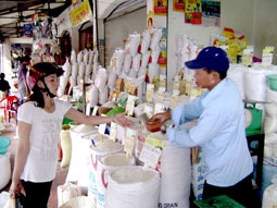 Nhiều mặt hàng đã "giảm nhiệt"