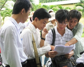 Đợt 1 kỳ thi tuyển sinh đại học năm 2008 đã kết thúc an toàn, nghiêm túc