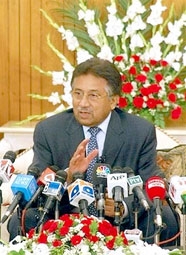 Pakistan 
Tổng thống Musharraf khẳng định sẽ không từ chức