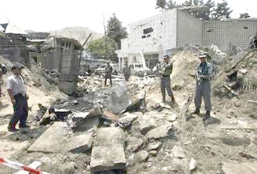 Đánh bom sứ quán Ấn Độ, hơn 180 người thương vong