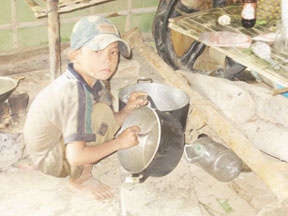 Trẻ em nông thôn mong gì ở mùa hè ?