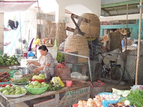 Lộn xộn chợ Cái Chanh !