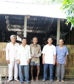 2 hoàn cảnh thương tâm được hỗ trợ cất, sửa nhà