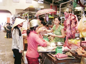 Người tiêu dùng chi tiêu tiết kiệm