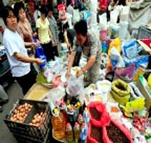 Trung Quốc ưu tiên chống lạm phát