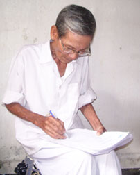 Trao tiền từ thiện