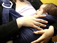 Thức ăn có thể “thêm hương vị” cho sữa mẹ