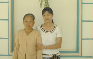 Vượt nghèo khó nuôi con thành đạt