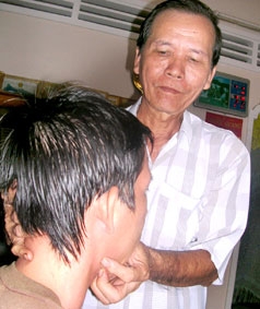 Ông Chín "Hoa Đà"