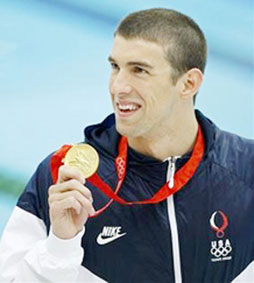 Michael Phelps “bơi” vào lịch sử Olympic với 11 HCV
