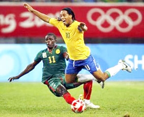 Bóng đá nam Brazil, Bỉ, Argentina và Nigeria vào bán kết