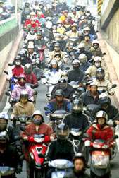 Xe máy chạy bằng không khí