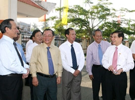 Cần tập trung phát triển công nghiệp, dịch vụ; quan tâm xây dựng nông thôn mới, nâng cao đời sống nông dân