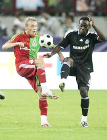 Chelsea thừa thắng xông lên