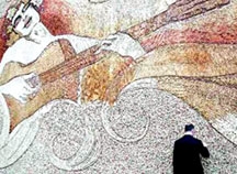 Bức khảm từ hơn 200.000 nút chai