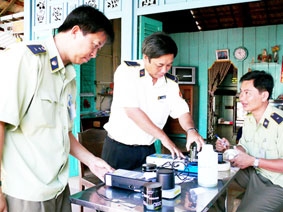 Xử lý nghiêm kinh doanh xăng dầu gian lận thương mại