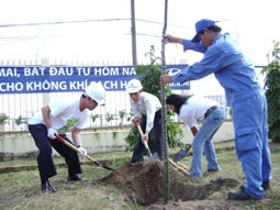 Nhiều hoạt động hưởng ứng “Chiến dịch làm cho thế giới sạch hơn” năm 2008