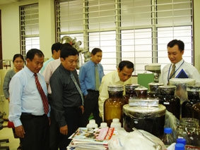 Tổng Bí thư Nông Đức Mạnh tiếp đồng chí Fuwa Tetsuzo và đoàn đại biểu cấp cao Đảng Cộng sản Nhật Bản