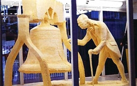 Điêu khắc trên... bơ