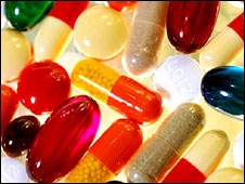 Thận trọng khi dùng vitamin và thuốc bổ