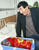 Người cao nhất thế giới làm bố