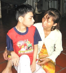 Ước mong có điều kiện trị bệnh cho con