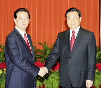 Thủ tướng Nguyễn Tấn Dũng hội kiến Tổng Bí thư, Chủ tịch nước Hồ Cẩm Đào và hội đàm với Thủ tướng Ôn Gia Bảo