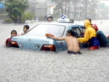 Lụt lớn tại Indonesia