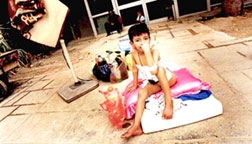 Tha phương cầu... yên ổn !