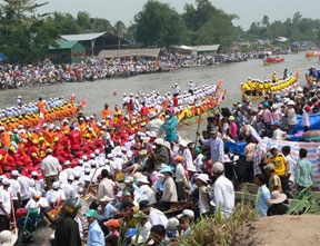 Ok-om-bok: Lễ hội đặc sắc của đồng bào Khmer Nam bộ