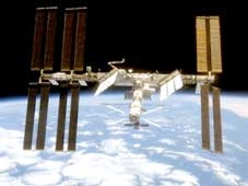 Trạm Vũ trụ quốc tế lên 10