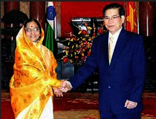 Củng cố và phát triển mối quan hệ đối tác chiến lược Việt Nam - Ấn Độ